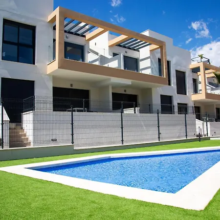 Luxurious Retreat In Villamartin, * Dehesa de Campoamor (Orihuela Costa)